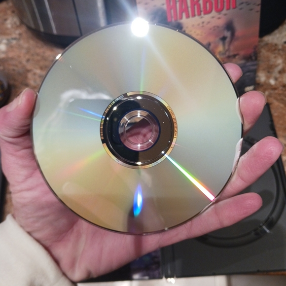 The History Channel Presents- Pearl Harbor (2-Disc DVD Box Set, 2001) - Region 1 - Picture 13 of 14